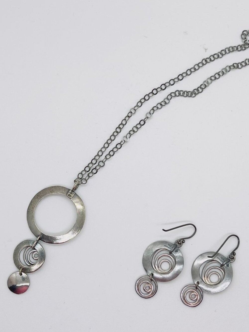 RETIRED SILPADA Sterling Silver Hammered Circle Necklace and Earrings